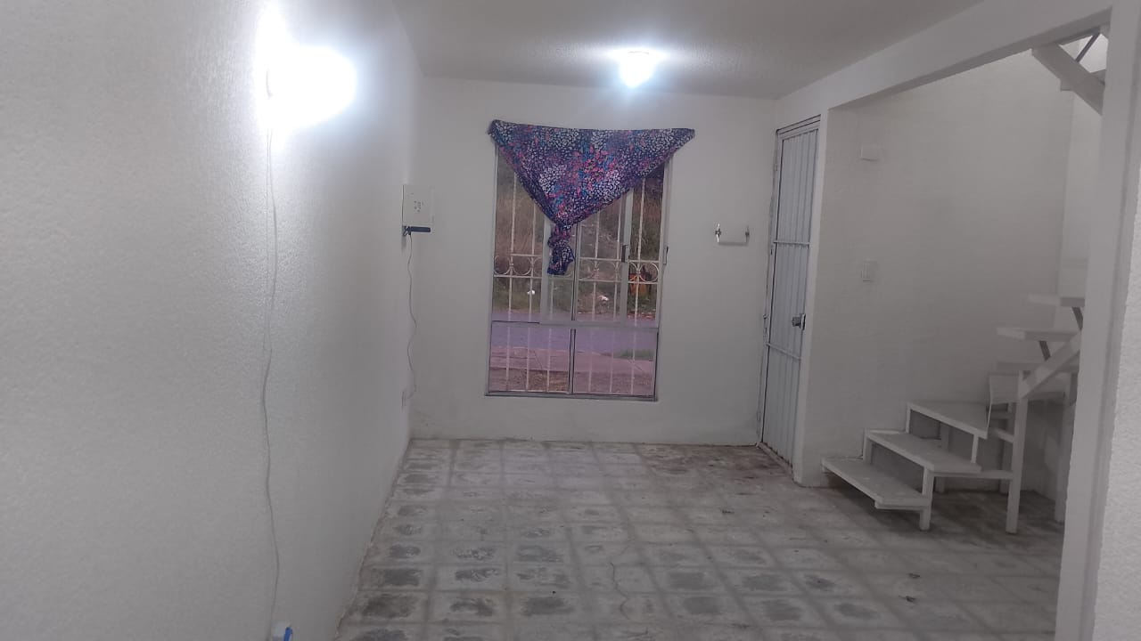 Av. Palenque Vivienda 179Fraccionamiento el Dorado Huehuetoca Estado de México