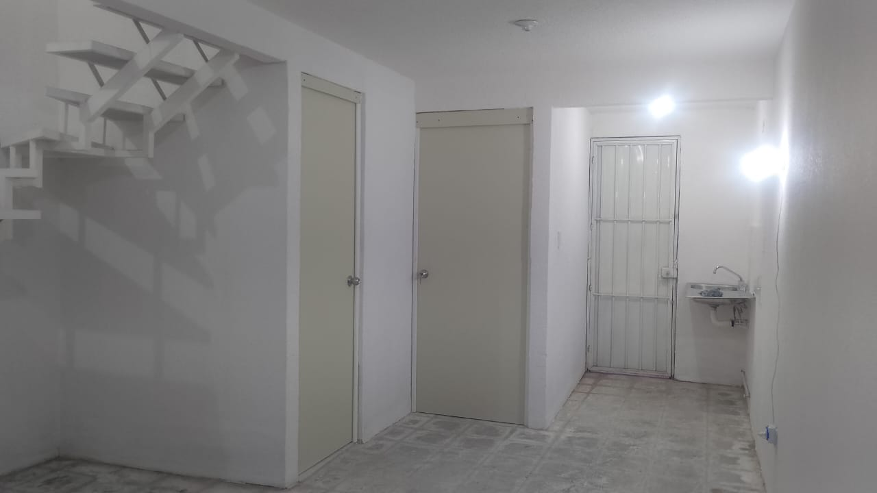 Av. Palenque Vivienda 179Fraccionamiento el Dorado Huehuetoca Estado de México