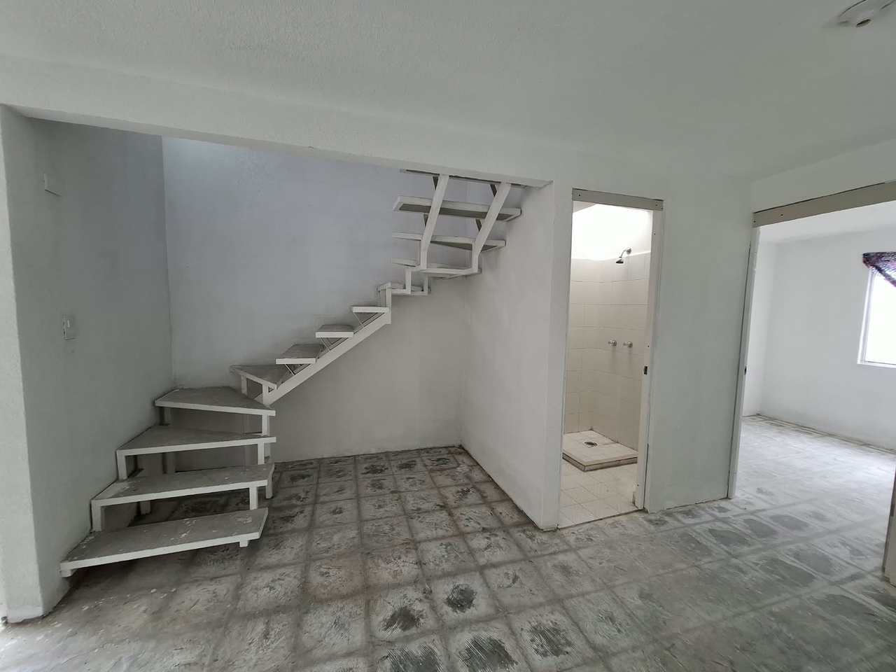 Av. Palenque Vivienda 179Fraccionamiento el Dorado Huehuetoca Estado de México